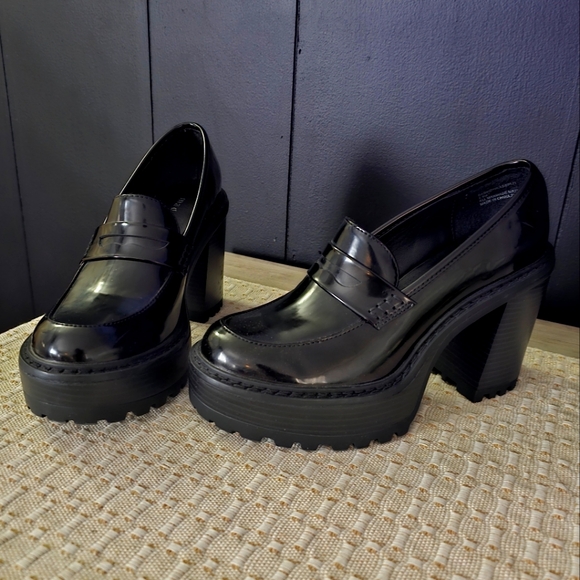 Steve Madden Shoes - Steve Madden madden girl kassidy platform loafers